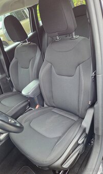 Jeep Renegade 1,3 i 150k Limited,automat,ČR - 7