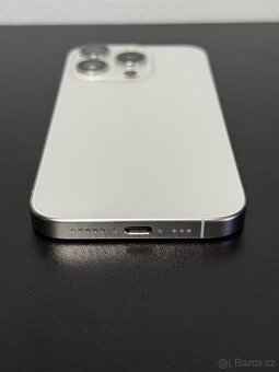 iPhone 15 Pro 128 GB - 7