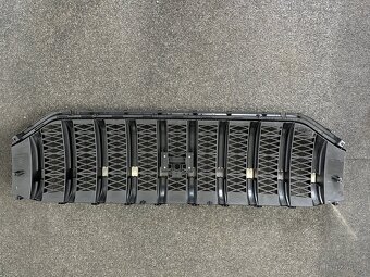 Hyundai SantaFe maska - 7