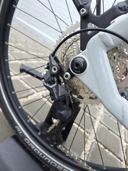 Elektrokolo Haibike Trekking 6 2022 630Wh 27,5" - 7