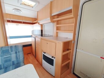 KNAUS SPORT 420QD č.734 pro 4. Stan. 1200 kg. R 2003 - 7