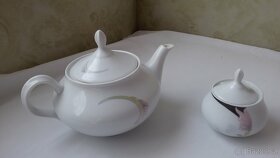 Porcelánové hrníčky,podšálky,cukřenky,konvičky,vázičky aj. - 7