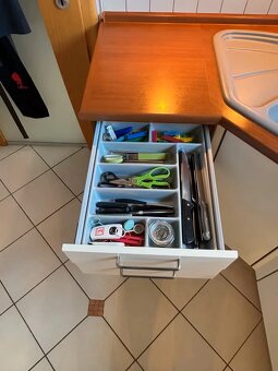 Moderně-klasická kuchyně (1011.21) - 7