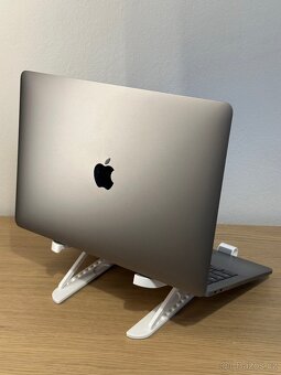MacBook Pro 2017 - NOVÁ BATERIE 🔋 - 7