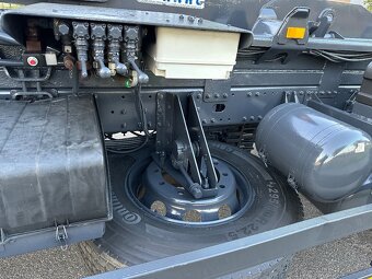 MAN TGM 18.280. Nosič kontejneru 4X4. - 7