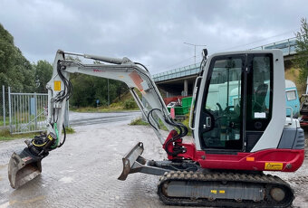Takeuchi TB235 - 7