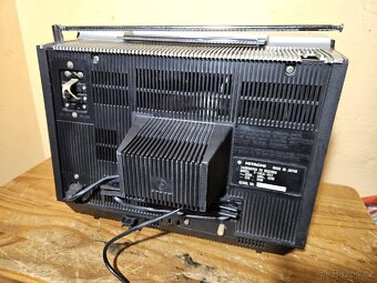 HITACHI F-14la retro TV japan. Solid state - 7