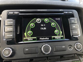 RÁDIO ŠKODA OCTAVIA 2 AMUNDSEN + - 7