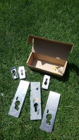 DORMA podlahový dveřní zavírač +3x koplet pro skleněné dveře - 7