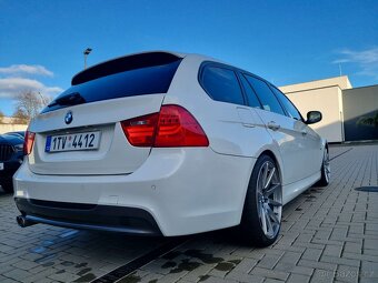 BMW E91 325D LCI 150kW Manual Tovární M Paket - 7