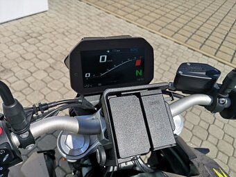 BMW F900R , r.v.09/2024, nové v ČR,1.majitel, jen 3.636 km - 7