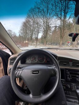 Prodám Volvo S60 2.4 Benzin - 7