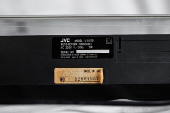 Gramofon JVC - 7