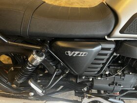 Moto Guzzi V7 II STONE - 7