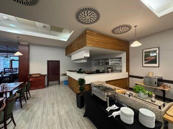 Prodej restauračního a gastro zařízení z hotelové restaurace - 7