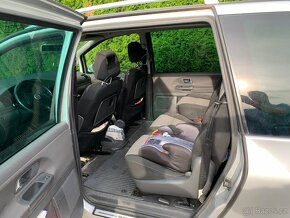 VW Sharan TDI, 2008, 7 míst - 7