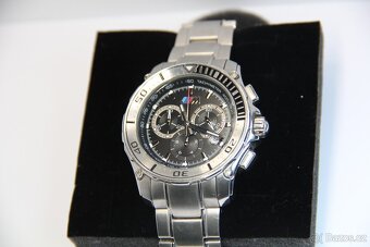 PRODÁM LUXUSNÍ HODINKY BMW M CHRONOGRAPH - 7