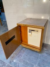 Skříňka s trezorem 68/58cm výška 76cm - 7