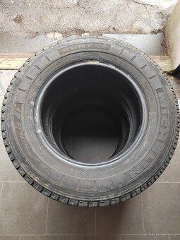 Letni pneu 205/70/15 C - 7