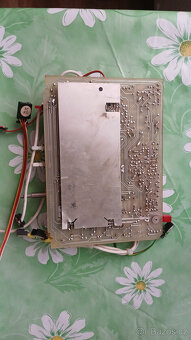 Prodám plně funkční korekci a magnetofon do rmg Tesla Condor - 7