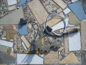 Prodám na Škoda Favorit náhradní díly. - 7