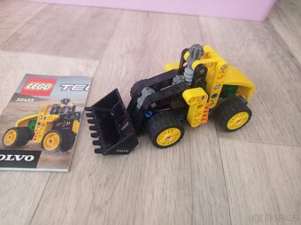 Stavebnice Lego včetně návodů - 7