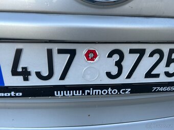 Toyota Corolla Verso 2.2 D-Cat 2006 - 7