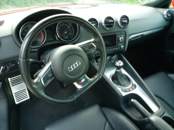 Audi TT2.0 Tfsi 2010 manuál S-Line - 7
