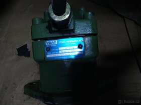 Hydromotor, rotátor,čerpadlo,orsta , pohon bagr POCLAIN - 7