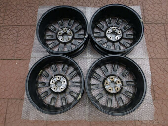 Alu sada disky kola originál Nissan 5x114,3 6,5Jx18 ET40 - 7