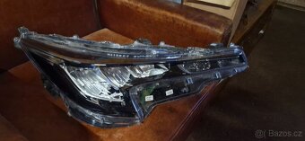 Prave predni svetlo toyota corolla - 7