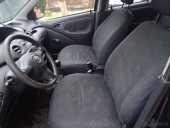 Toyota Yaris 1.0 48kw - 7