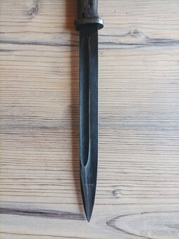 Bodák Mauser K98 sčíslovaný, dřevěné střenky - 7