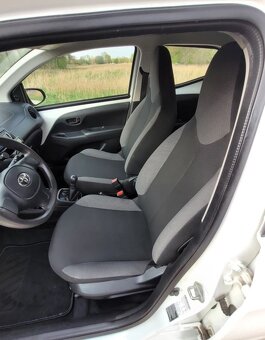 Toyota Aygo 1.0 VVT-i Color Edition - 7