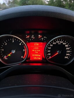Ford S-Max - 7