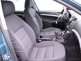 Škoda Octavia 1,9 TDI 77kW CZ Ambiente (2004) - 7