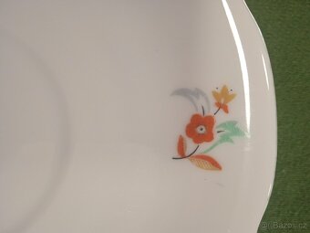 STARÁ PORCELÁNOVÁ SOUPRAVA - 7