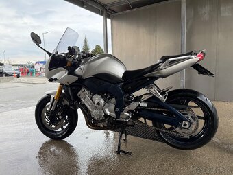 Yamaha FZ1 - 7