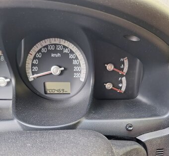 KIA Sportage 2.0 16V - 7