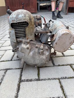 Motor Manet - 7