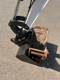 PRODÁM MINIBAGR BOBCAT E16 R.V 2011 - 7