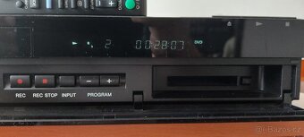 DVD REKORDÉR SONY RDR-DC 105 - 7