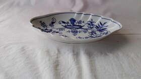 Cibulák talíř prolamovaný, kávový šálek i jednotlivě 1.Tř - 7