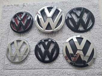Farebné a chrómové znaky / emblémy / logo na VOLKSWAGEN - 7