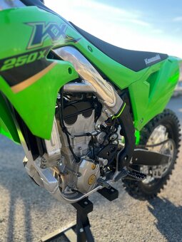 Kawasaki kxf 250 - 7