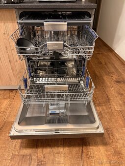 Kuchyňská linka na prodej - 7