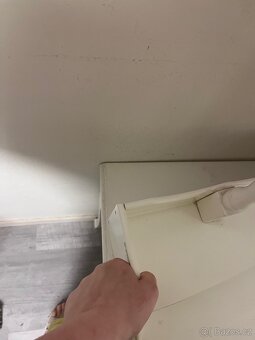 Kosmetický stolek - 7