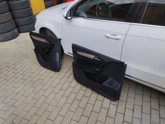 VW Passat interier sedačky - 7