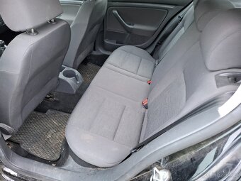 VW Golf V 1.4 16v 55kw Klima Model 2006 Nová Stk - 7