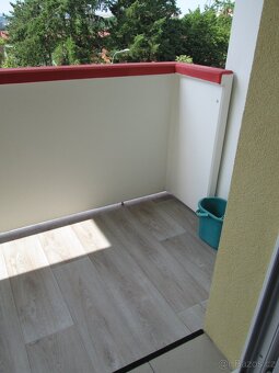 2+1 s novou lodžií v Uh. Brodě, bez RK - bez provize - 7